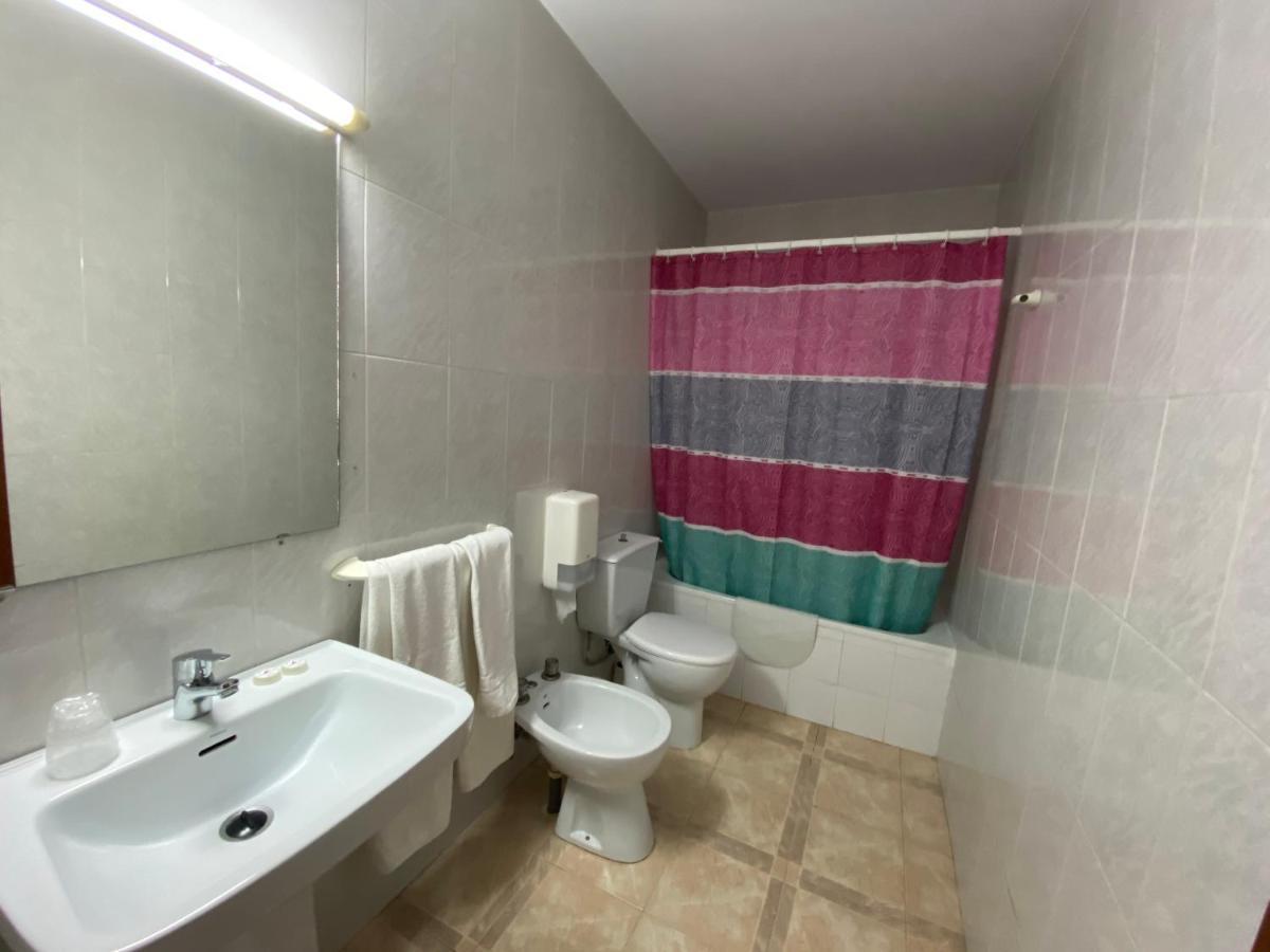 Hostal Барбате Екстериор снимка