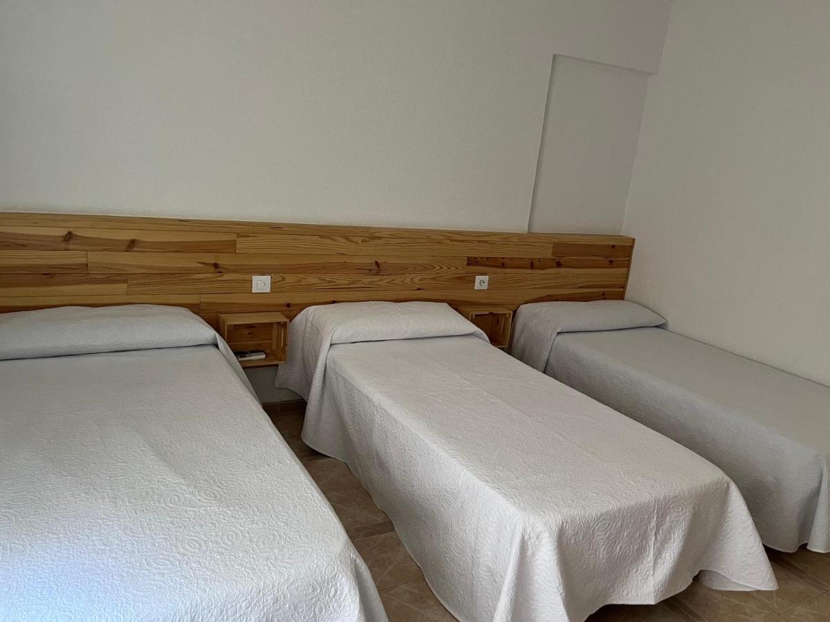 Hostal Барбате Екстериор снимка