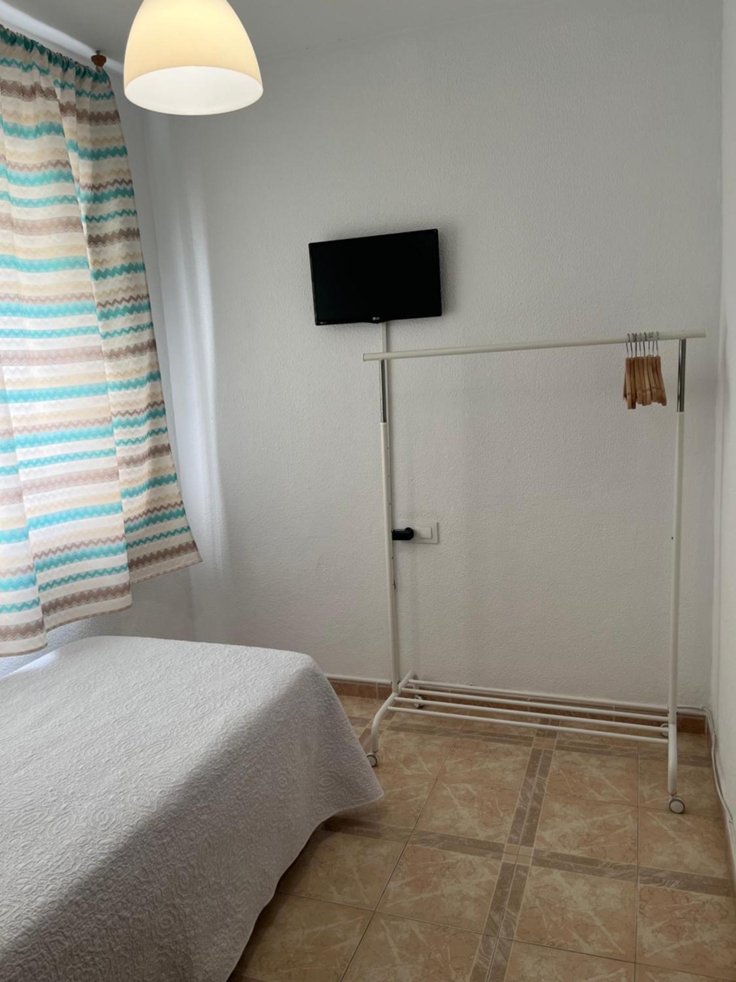 Hostal Барбате Екстериор снимка