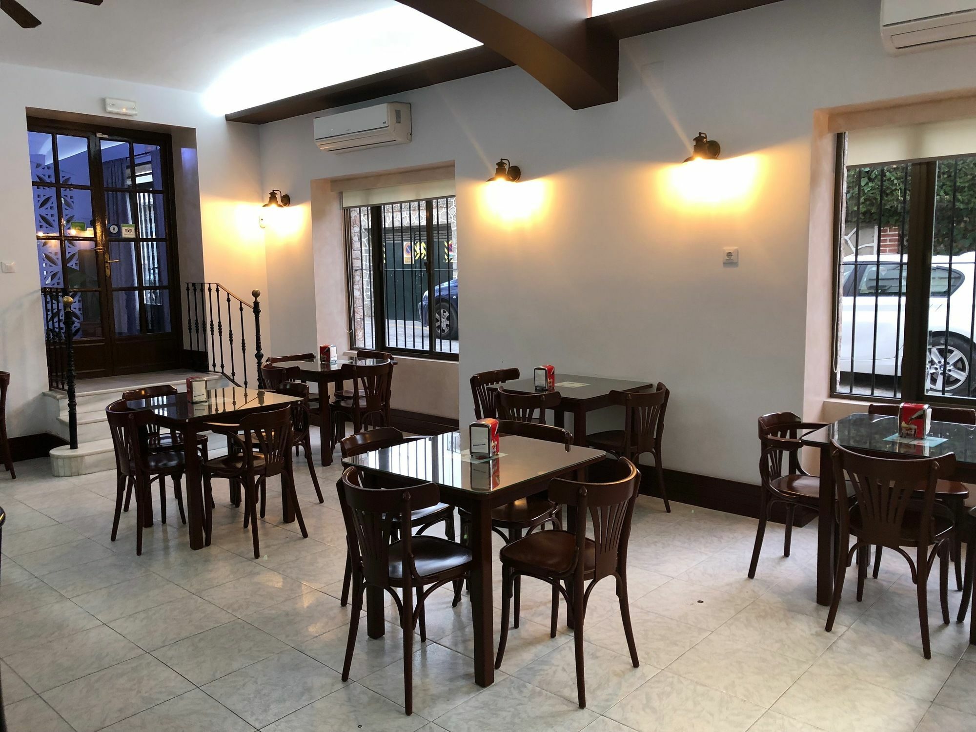 Hostal Барбате Екстериор снимка