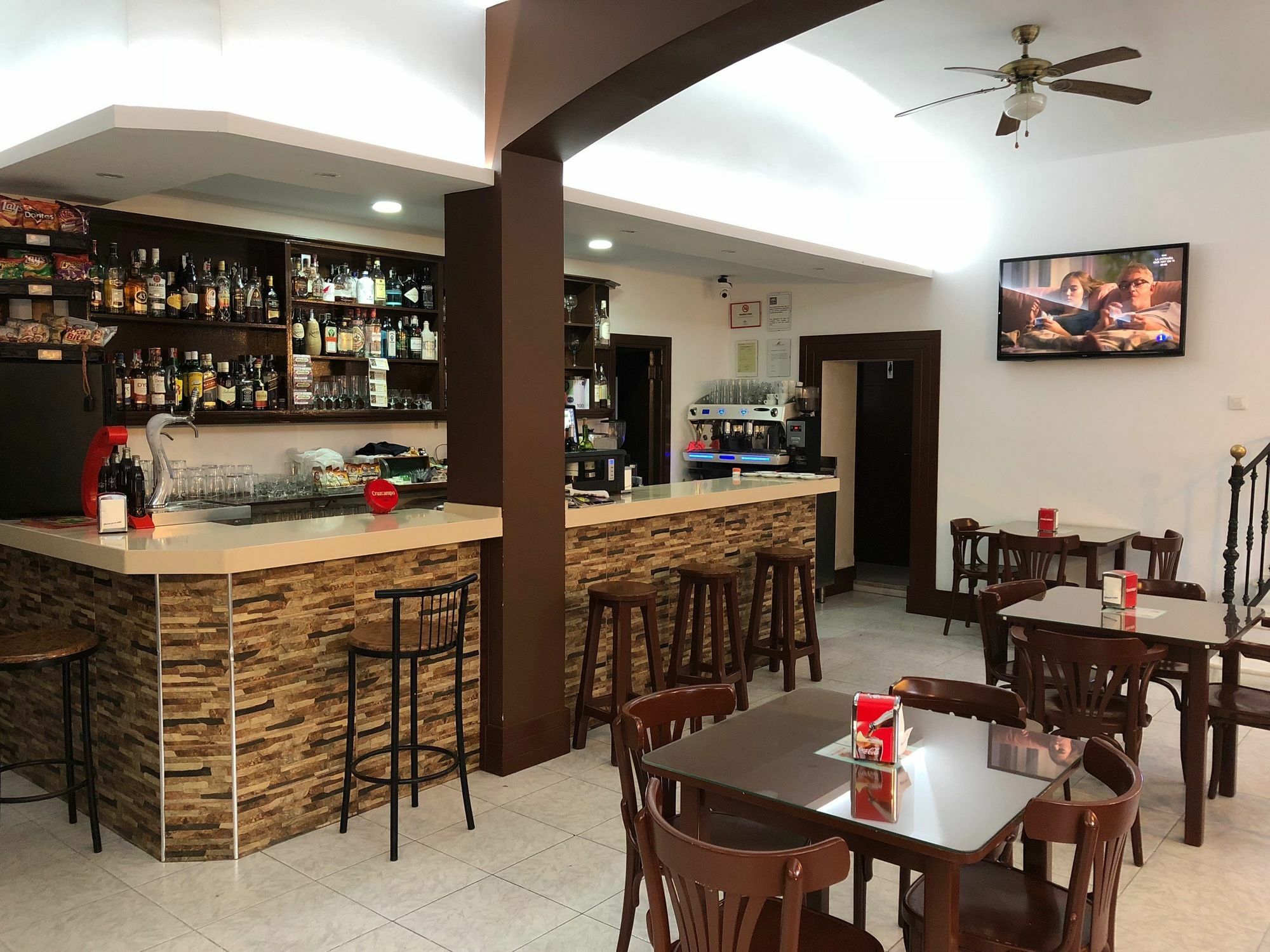 Hostal Барбате Екстериор снимка